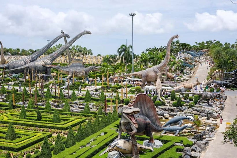 Pattaya: Nong Nooch Tropical Garden Ticket - A botanical garden with more than flowers