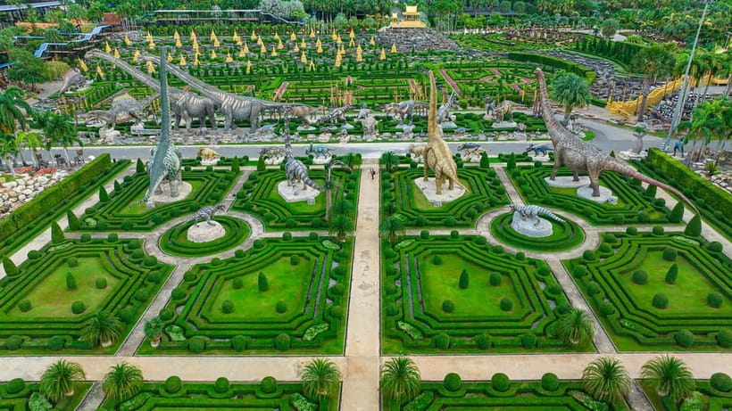 Pattaya: Nong Nooch Tropical Garden Ticket - Starting with Dinosaur Valley