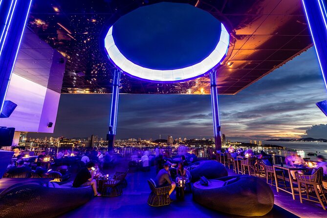 Pattaya: Rooftop, Nightclubs, Nightmarket & Walking Street - Live rock at The Stones House