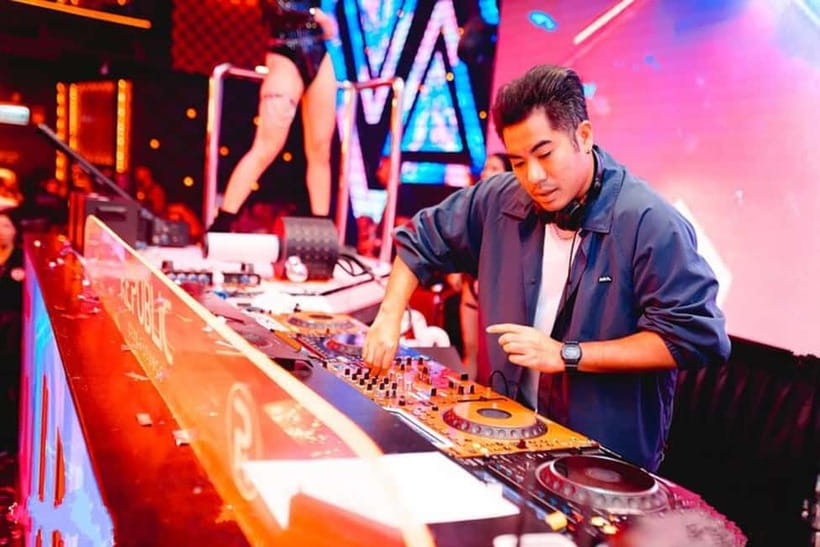 Pattaya: Rooftop, Nightclubs, Nightmarket & Walking Street - What the guides add