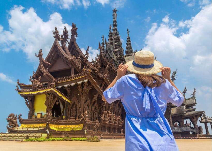 Pattaya: Sanctuary of Truth Admission with Guided Tour - First impressions of Pattaya’s wooden wonder