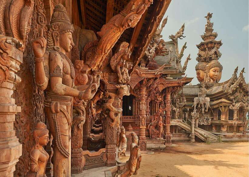 Pattaya: Sanctuary of Truth Admission with Guided Tour - Reading the building through its carvings