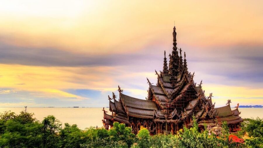 Pattaya: The Sanctuary of Truth Discounted Admission Ticket - Four wings, four visual traditions