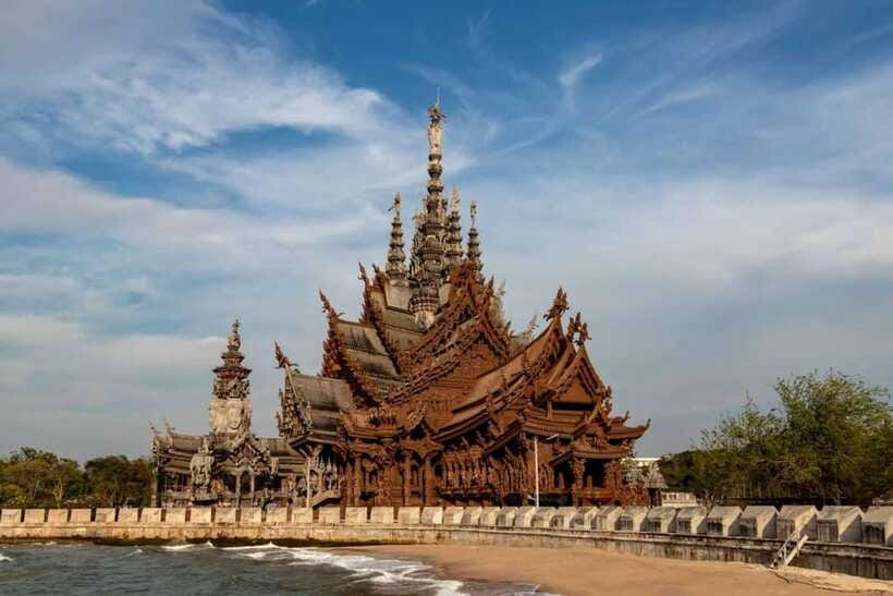 Pattaya: The Sanctuary of Truth Entry Ticket with Transfer - Accessibility and practical comfort