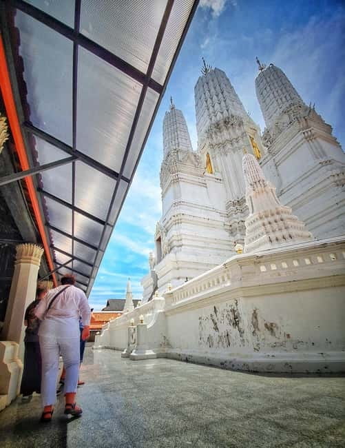 Petchaburi Temples & Royal Palace - small Join Group Tour - Why Phetchaburi makes a worthwhile day trip