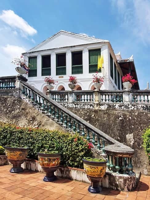 Petchaburi Temples & Royal Palace - small Join Group Tour - Lunch at The Royal Diamond
