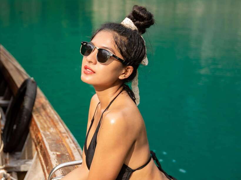 Phi Phi: 7 Island Day Tour by Longtail Boat - Loh Samah Bay and the Maya Bay walk