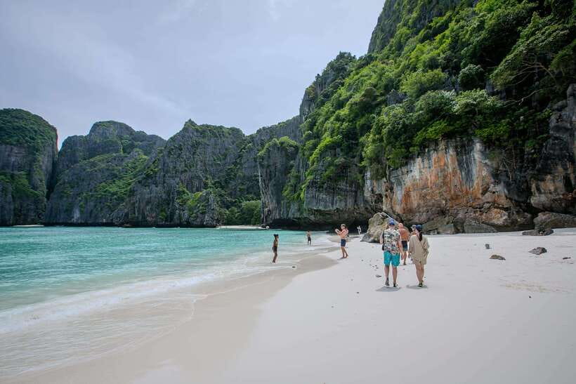 Phi Phi: 7 Island Day Tour by Longtail Boat - Starting at the Marlin Statue in Tonsai Bay