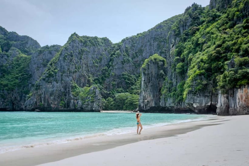 Phi Phi: 7 Island Longtail Boat Snorkeling Tour with Sunset - Guide communication and group comfort