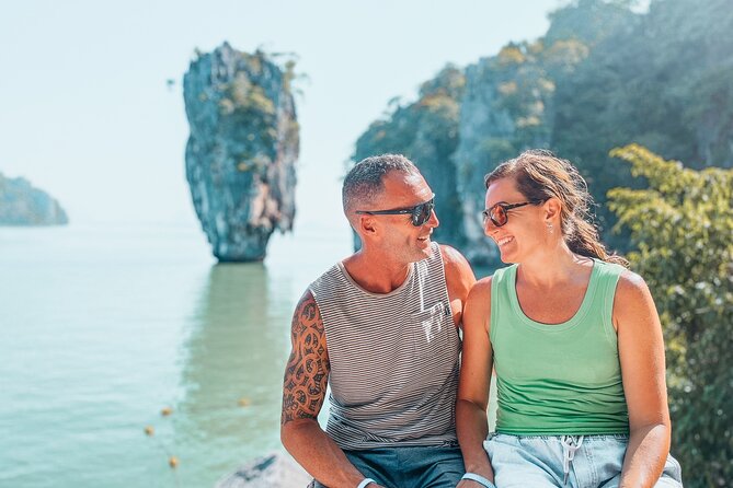 Phi Phi and James Bond Private Boat Tour - Floating in Pileh Lagoon