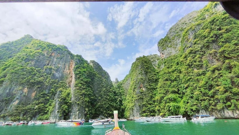 Phi Phi: Half Day Long Tail Boat to Maya Bay - Meeting at McDonald’s by the pier