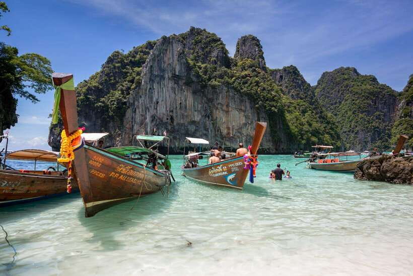 Phi Phi Half Day or Full Day by Longtail to Maya and Bamboo - The full-day version adds Shark Point