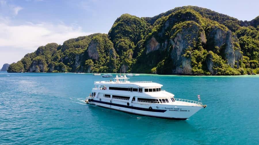 Phi Phi Island Highlights: Cruise, Snorkel & Buffet Lunch - Why this seven-hour Phi Phi trip works
