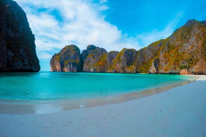 Phi Phi Islands Adventure Day Trip w/ Seaview Lunch by V. Marine - Monkey Beach and the limits of wildlife viewing