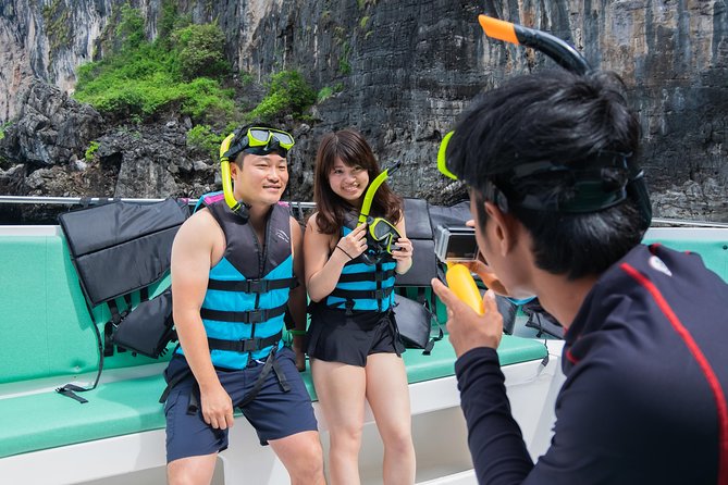 Phi Phi Islands Adventure Day Trip w/ Seaview Lunch by V. Marine - The speedboat ride to Phi Phi