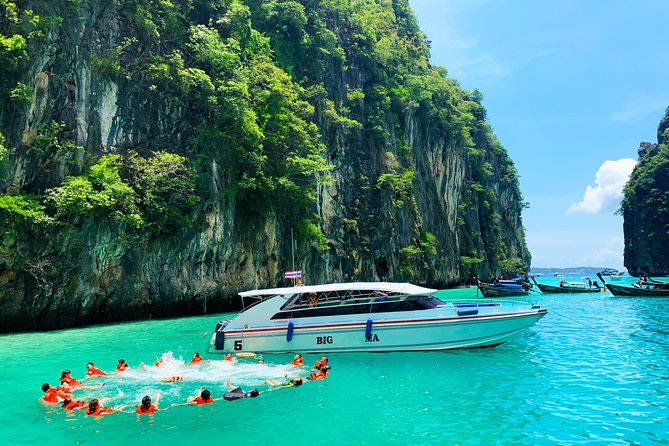 Phi Phi Islands Speedboat Day Trip from Phuket with Lunch - Hotel pickup and the early start