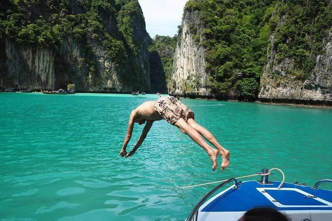 Phi Phi with Maya and Bamboo Island Day Trip by Speedboat - Crowds, comfort, and the real pace of the day