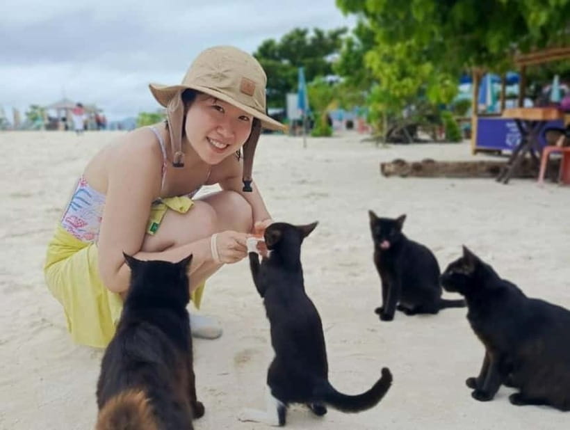 Phuket: 3 Khai Islands Tour- Snorkel & Relax (Half/Full Day) - Guides who make the short schedule work