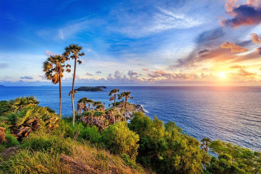 Phuket: Amazing Sunset View & Local Market Tour - Promthep Cape when the sky begins to change