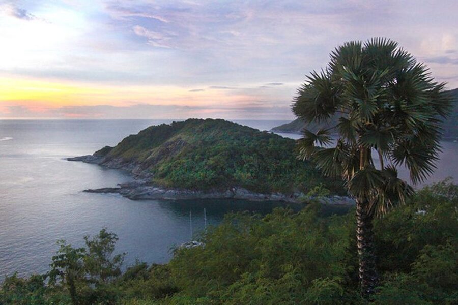 Phuket: Amazing Sunset View & Local Market Tour - Karon View Point and the three-beach panorama