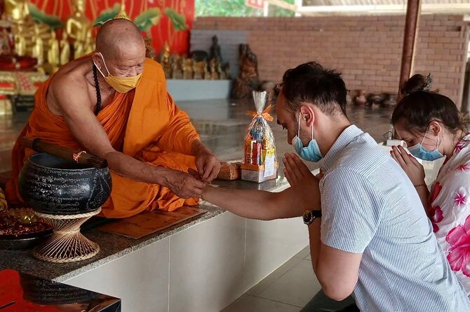 Phuket City Tour – Old Town, Local Food, Temple & Viewpoint - Walking Phuket Old Town for 50 minutes