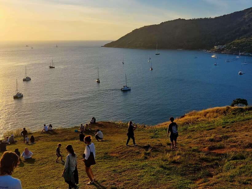 Phuket City Tour with Viewpoints, Temples & Elephant Feeding - A six-hour portrait of Phuket