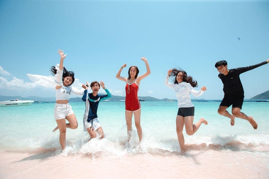 Phuket: Coral Island Half-Day Tour by Speedboat - What the $41 price really gets you