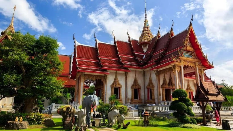 Phuket: Full Day City Tour with Night Market - Inside a Phuket cashew factory