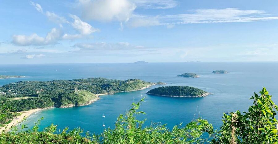 Phuket: Half-Day City Highlights and Viewpoints Group Tour - Chalong Temple, a respectful cultural stop