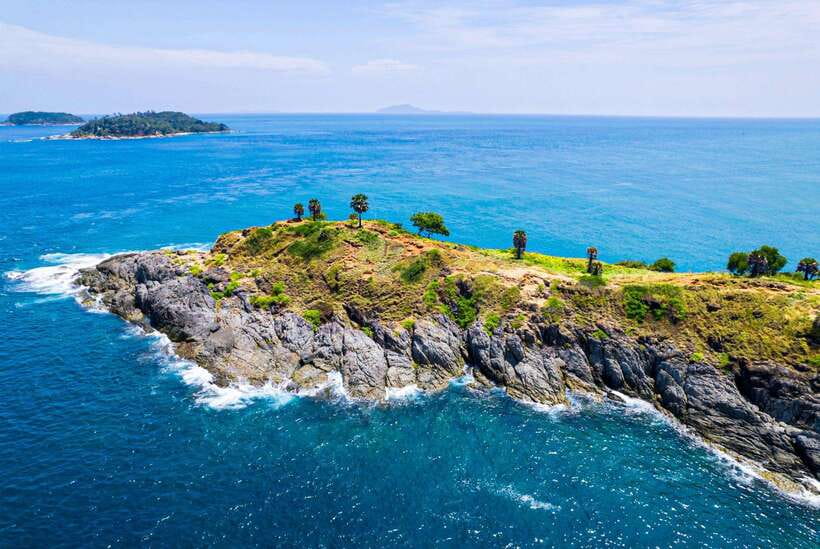 Phuket: Half-Day Viewpoint, Big Buddha and Wat Chalong Tour - Big Buddha on Nakkerd Hill
