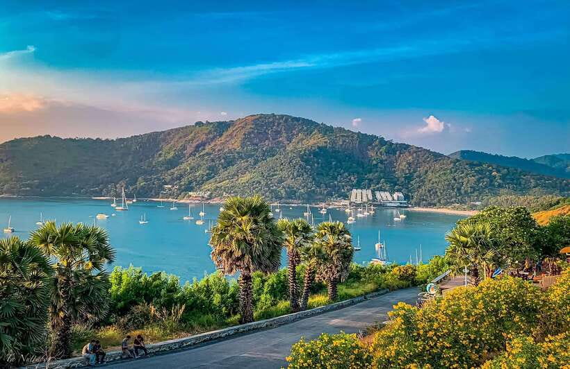 Phuket: Half-Day Viewpoint, Big Buddha and Wat Chalong Tour - Phuket Old Town in 40 minutes