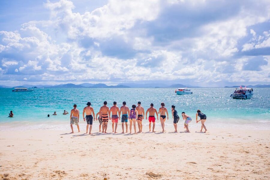 Phuket: Khai Islands Premium Speedboat Half Day Adventure - Timing, crowds, and the practical tradeoffs