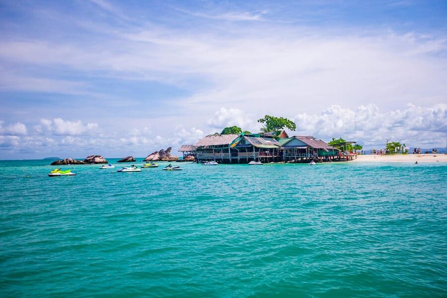 Phuket: Khai Islands Premium Speedboat Half Day Adventure - Food, equipment, and what to bring