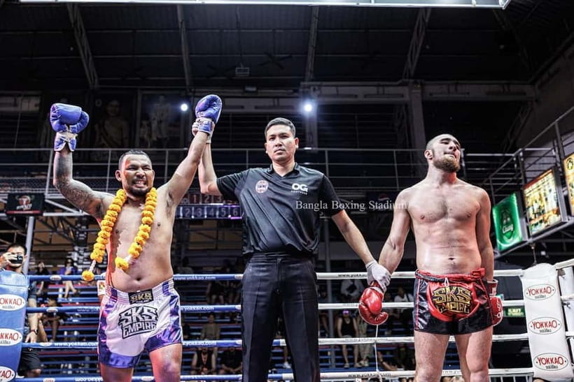 Phuket: Live Muay Thai at Bangla Boxing Stadium with T-Shirt - Why Bangla Boxing Stadium makes a good Phuket night out