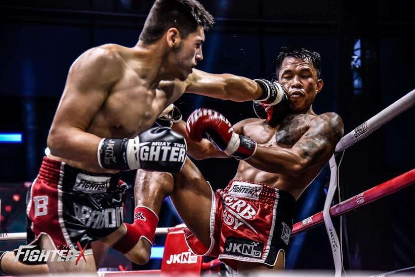 Phuket: Patong Boxing Stadium Muay Thai Match Ticket - Food, drinks, and the free T-shirt
