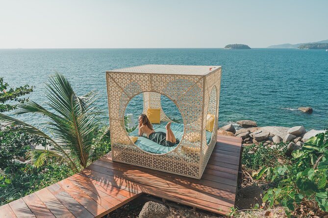 ️ Phuket Private Instagram Tour: All-Inclusive - Old Phuket Town: Color, Cafés, and Sino-Portuguese Streets