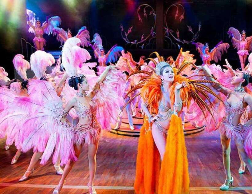 Phuket: Simon Cabaret Show Entry VIP Ticket - Arriving in Patong and finding your seat