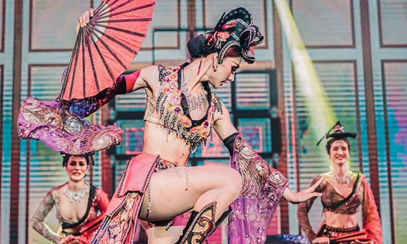Phuket: Simon Cabaret Show Tickets Optional First 3 Rows - Choosing between standard and first-three-row seats