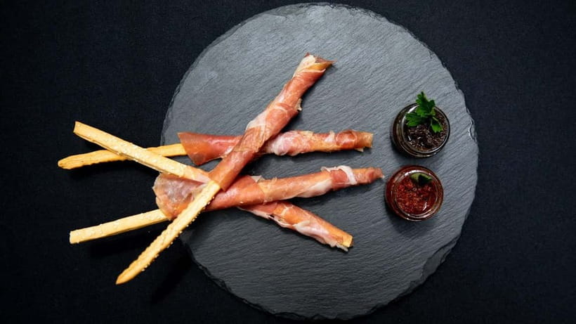 Phuket: Tu Bar Rooftop at Sri Panwa F&B Packages - Service and food expectations