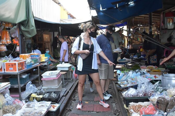 Private Excursion to Floating Market and Ayutthaya World Heritage - Damnoensaduak by longtail boat