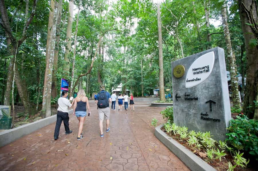 Private Group Half-Day City Tour Around Koh Samui - Big Buddha Temple at Wat Phra Yai
