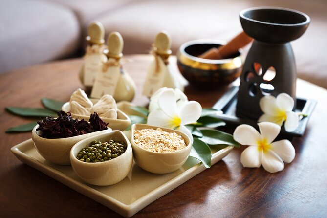 Private Royal Siam Thai Package with Thai Massage in Phuket - A calm break from Phuket sightseeing