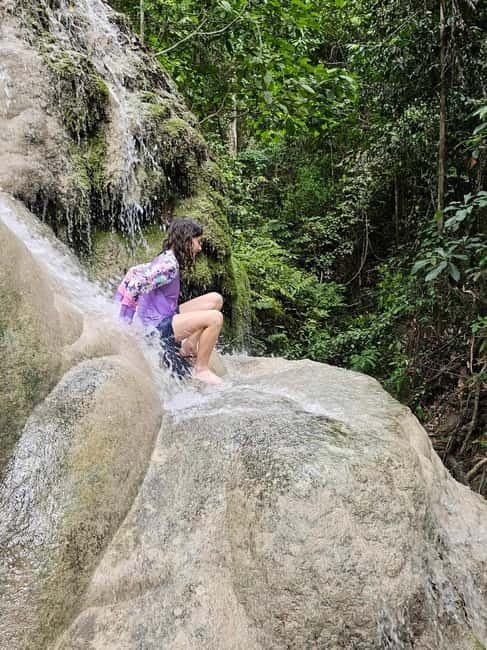 Private : Sticky Waterfall & Secret Temple & Karen Village. - Why the sticky waterfall is the right opening act