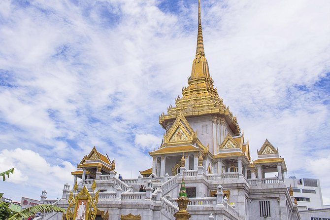 Private Tour of Bangkok's Temples Including Reclining Buddha (Wat Pho) - What the private vehicle adds
