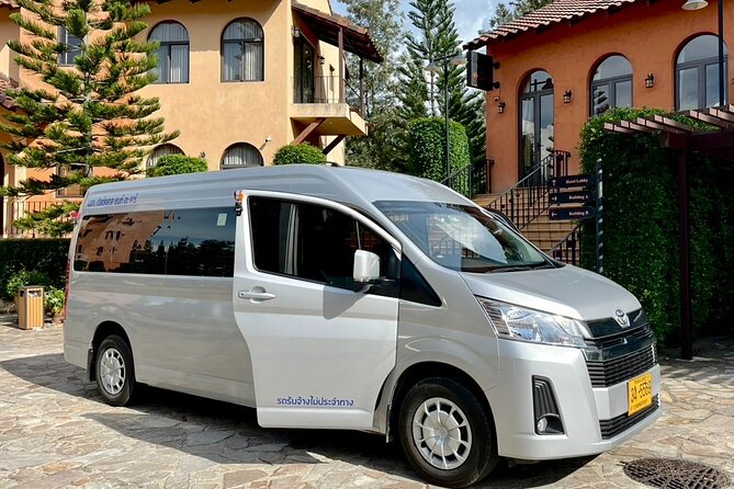 Private Transfer from Hotel to Bangkok Airport incl. tollway - What happens from hotel reception to the terminal