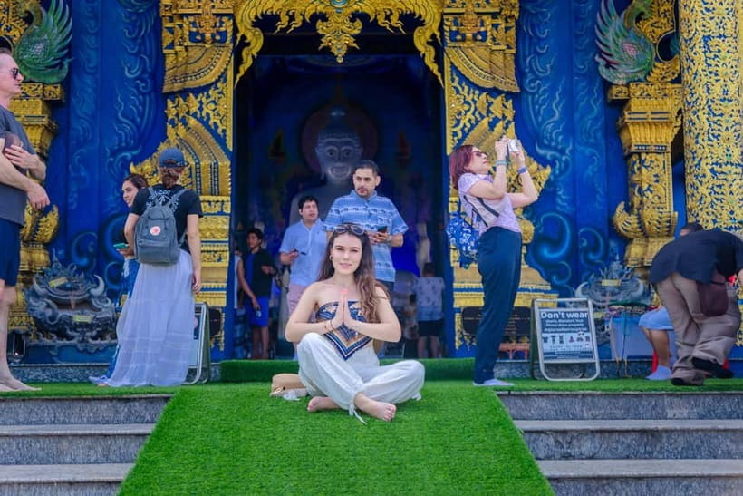 Red, Blue, White Temples & Hot Spring Trip from Chiang Mai - Transport, timing, and the real cost