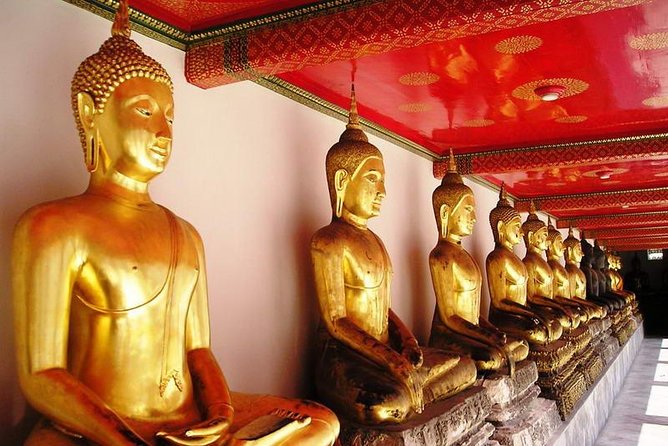 Royal Grand Palace and Bangkok Temples: Half Day Tour - Wat Traimit and the 5.5-ton golden Buddha