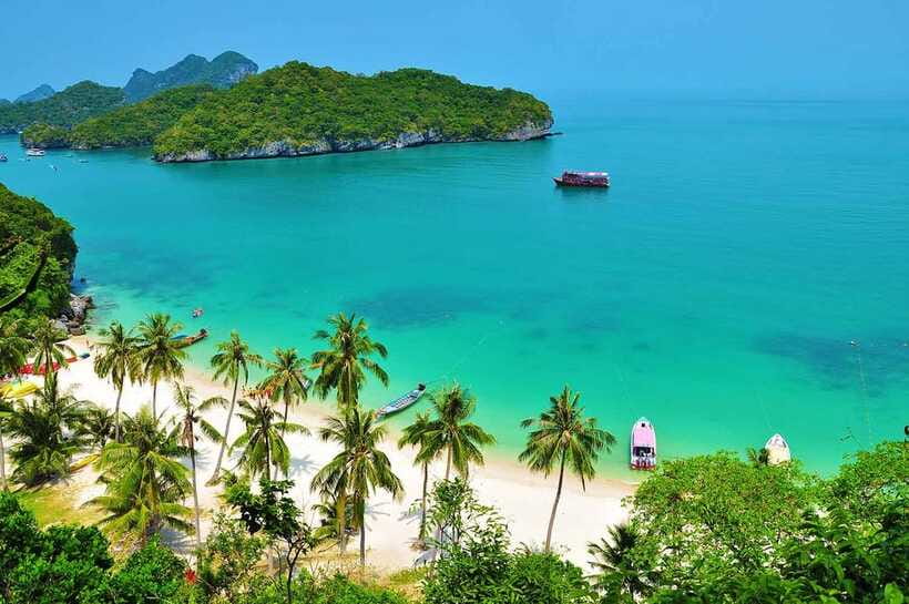 Samui: Angthong Marine Park Boat Tour w/ Transfer and Meals - Wua Talap: choose the hard climb or beach time