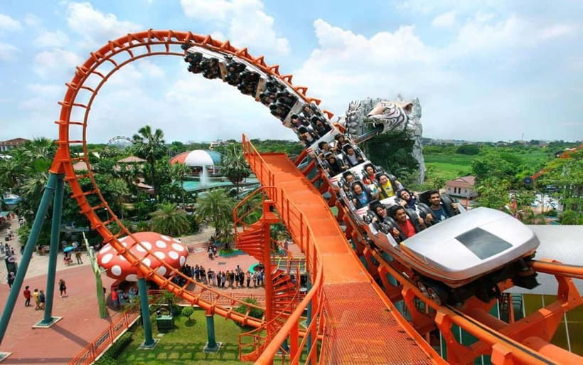 Siam Amazing Park Entry Ticket with Buffet Lunch (NON THAI) - One ticket, two very different park days