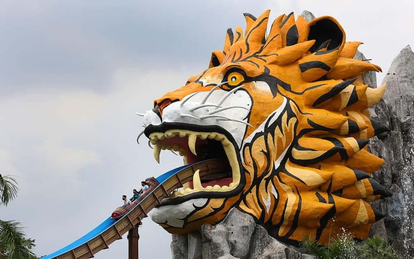 Siam Amazing Park Entry Ticket with Buffet Lunch (NON THAI) - What the $24 price really buys you